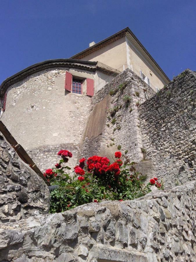 Studio Au Coeur De Viviers Exterior photo